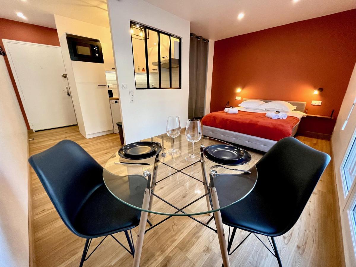 Studio Avec Grande Terrasse Et Parking Privatifs Caen Exterior photo